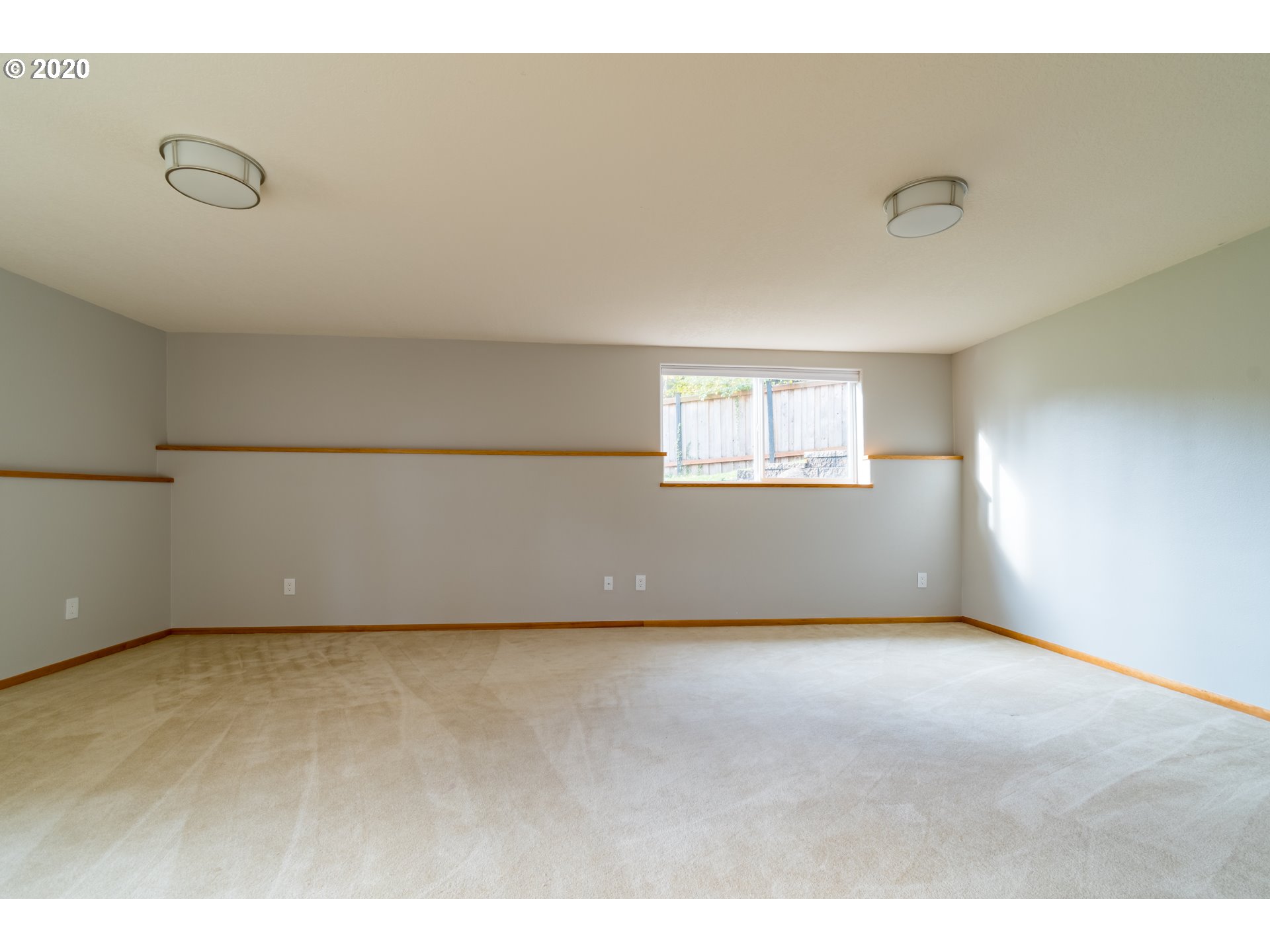 5160 Fox Hollow Road Eugene, OR 97405 - Photo 26 of 32 Gallery Image 26