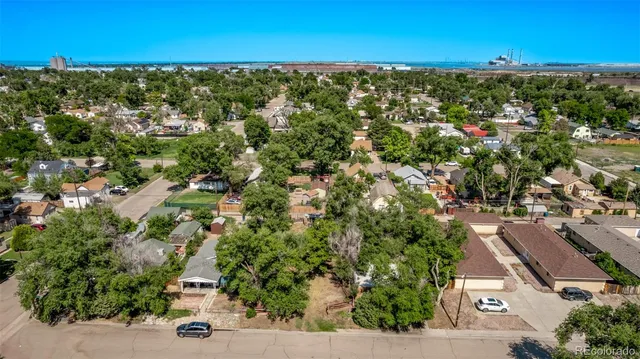 an aerial view of multiple house
