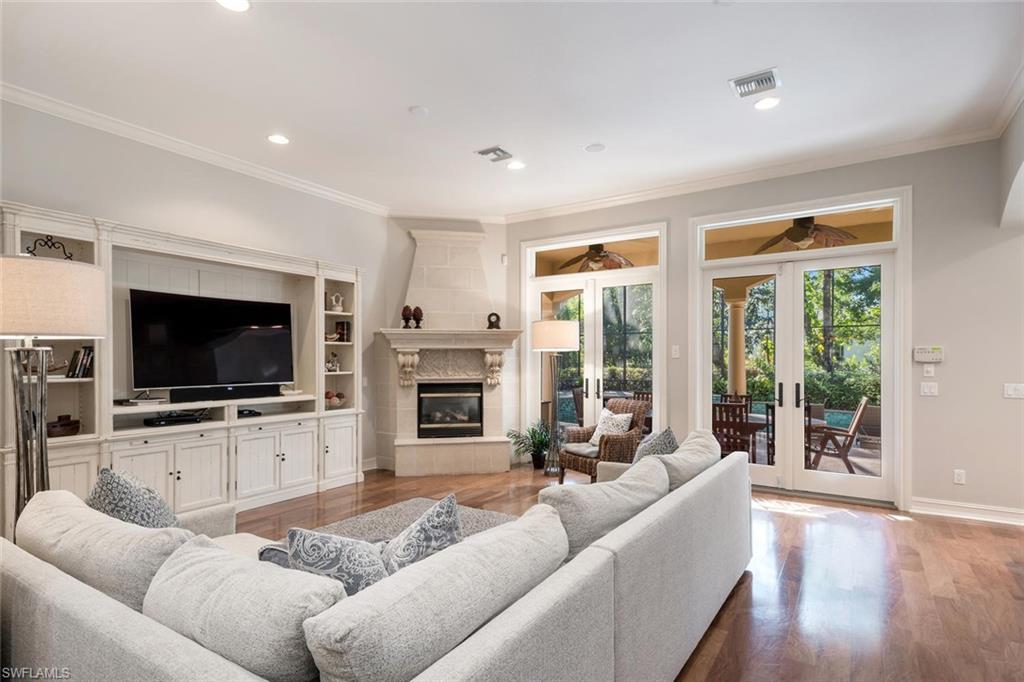 595 Gordonia Road Naples, FL 34108 - Photo 4 of 35 Gallery Image 4