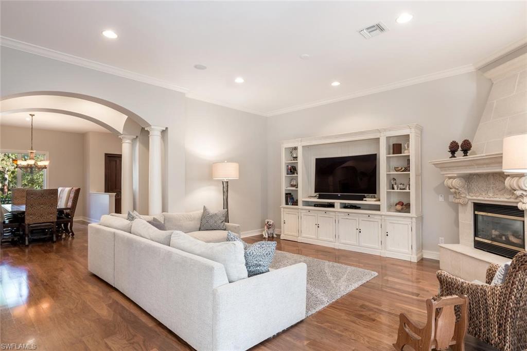 595 Gordonia Road Naples, FL 34108 - Photo 5 of 35 Gallery Image 5