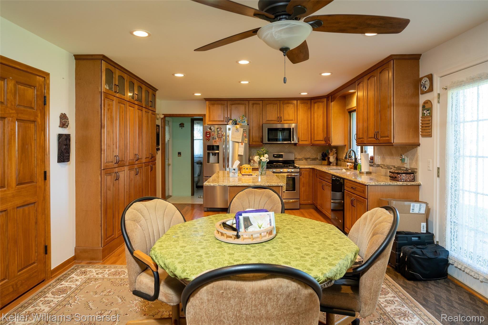 21225 Irwin Road Armada, MI 48005 - Photo 20 of 70 DSC07261.jpg