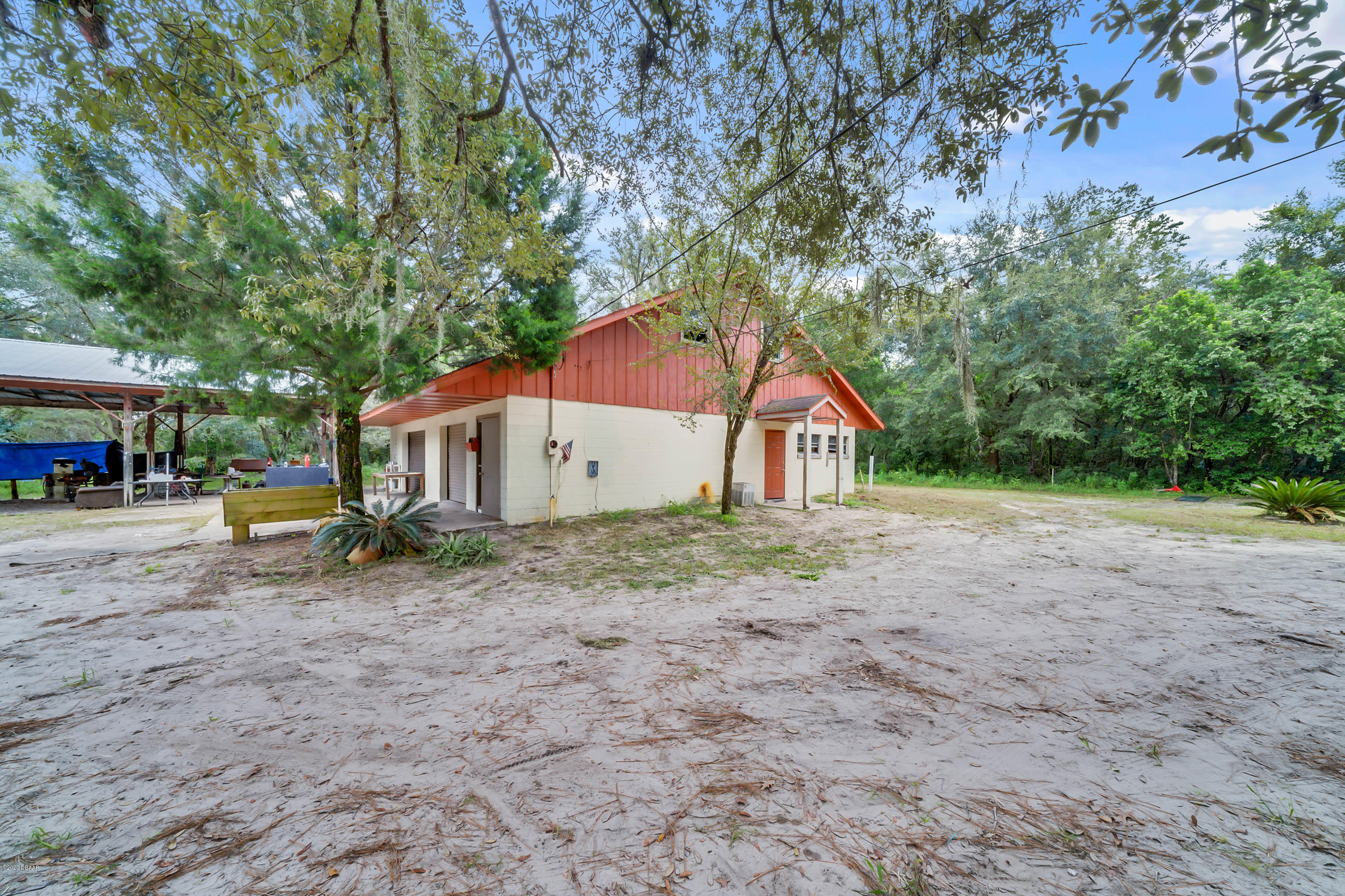 355 Van Hook Road DeLand, FL 32724 - Photo 3 of 17 355-van-hook-road--deland--fl-32724---03