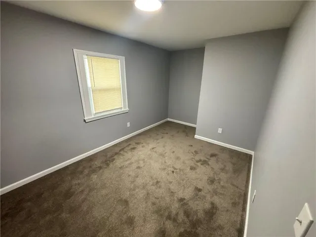 $1,195 | 705 Harriet Street, McKees Rocks, PA 15136