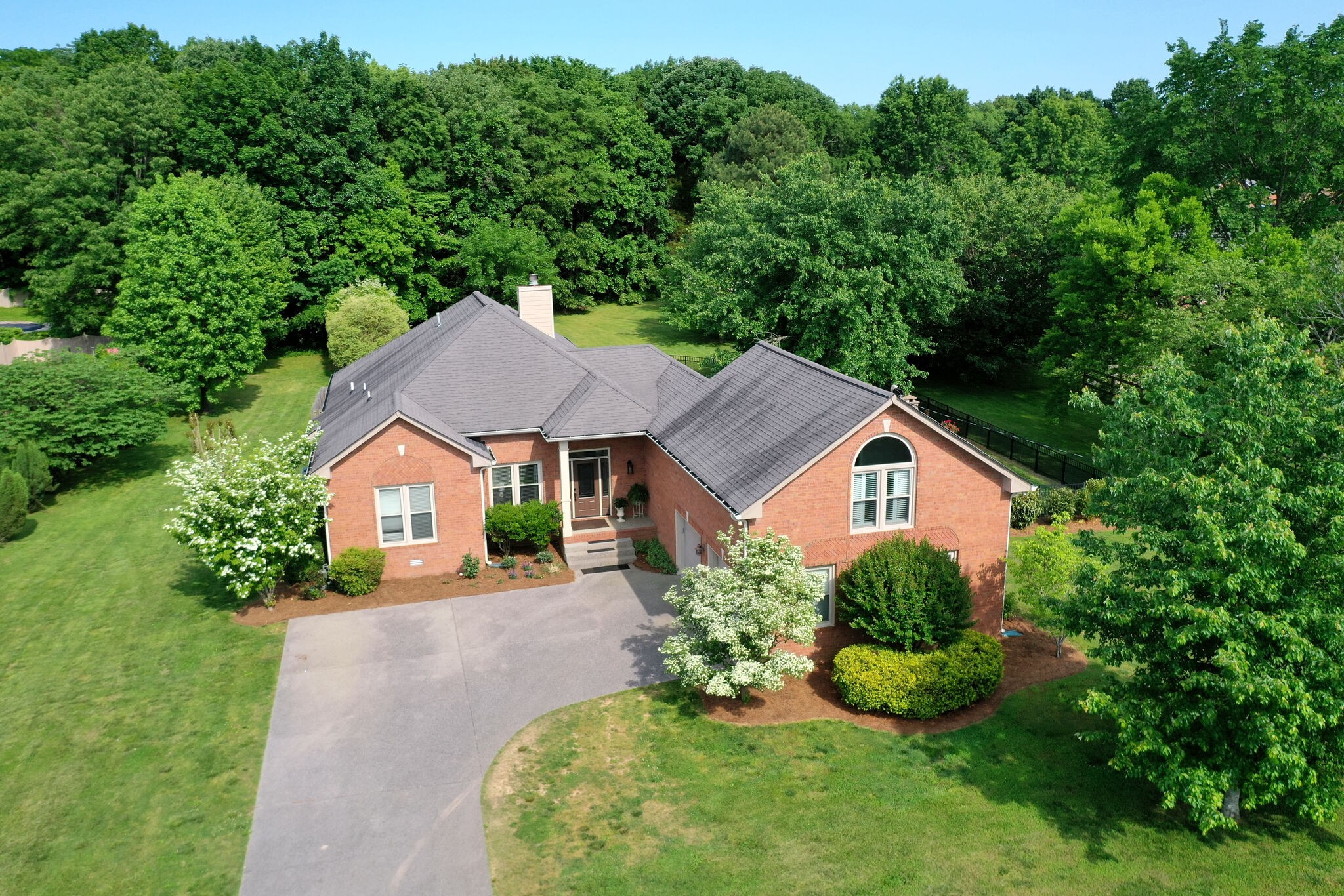 807 Ridgetop Drive Mount Juliet, TN 37122 - Photo 1 of 44 Gallery Image 1