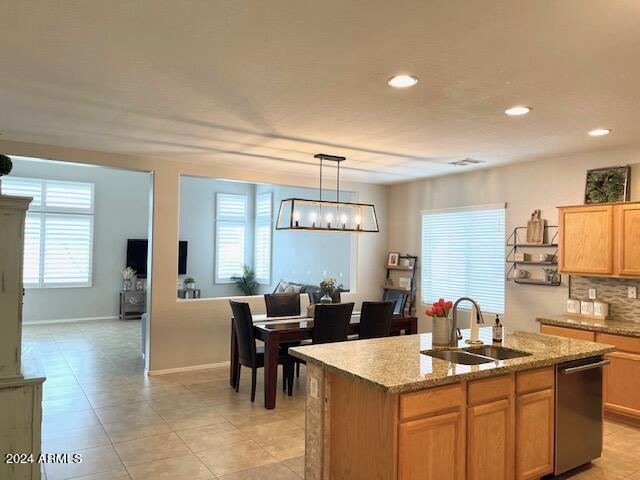 1263 East Walnut Road Gilbert, AZ 85298 - Photo 4 of 34 IMG_9851-1
