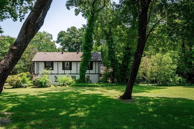 $949,500 | 871 Timberwood Lane, Fairview, TX 75069