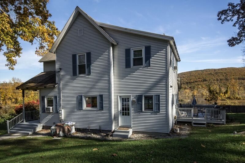 118 West River Road Brattleboro, VT 05301 - Photo 1 of 19