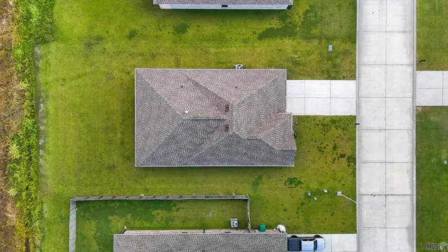 $2,300 | 275 Pond Drive, Thibodaux, LA 70301