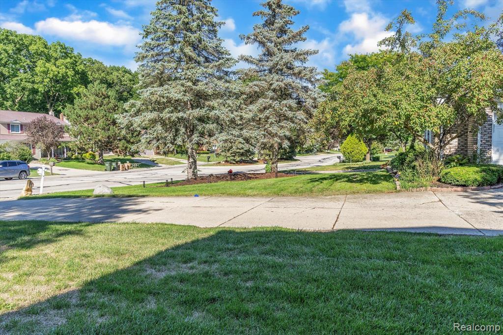 2957 Powderhorn Ridge Road Rochester Hills, MI 48309 - Photo 6 of 61