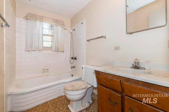 $334,900 | 5207 West Peg Street, Boise, ID 83705