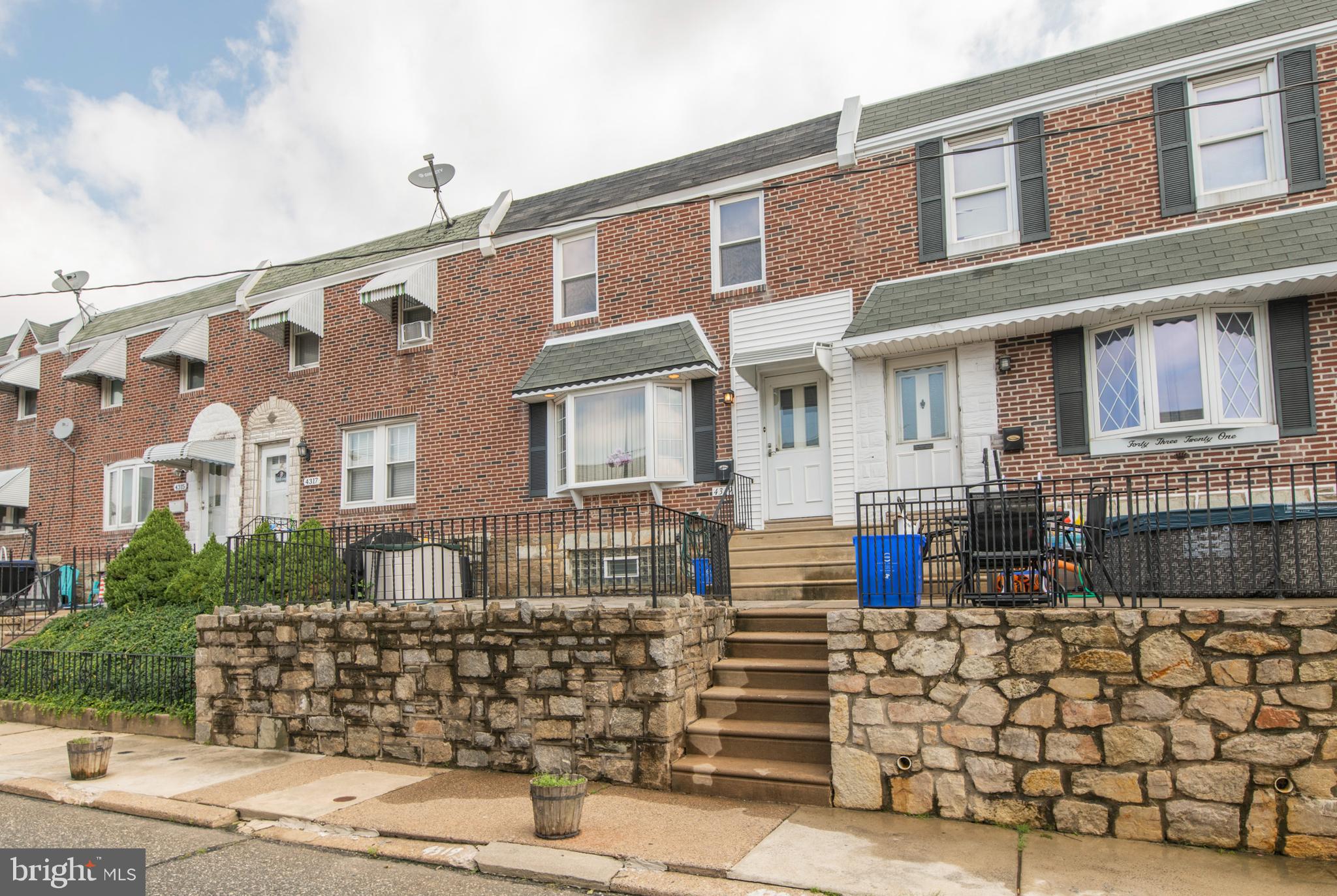 4319 Chippendale Street Philadelphia, PA 19136 - Photo 2 of 33