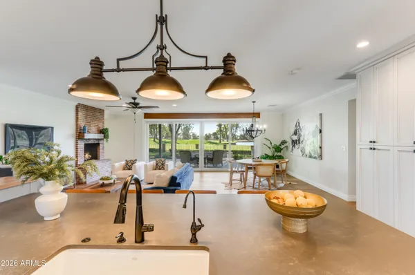 $3,995,000 | 5994 East Orange Blossom Lane, Phoenix, AZ 85018