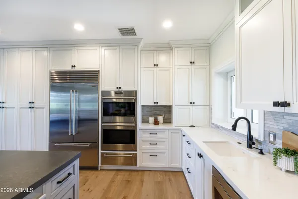 $3,995,000 | 5994 East Orange Blossom Lane, Phoenix, AZ 85018