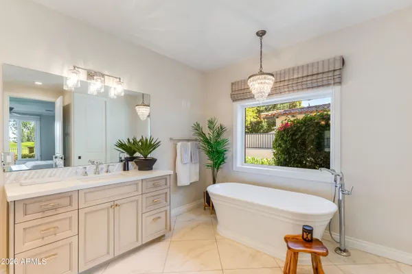 $3,995,000 | 5994 East Orange Blossom Lane, Phoenix, AZ 85018