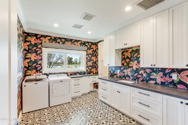 $3,995,000 | 5994 East Orange Blossom Lane, Phoenix, AZ 85018