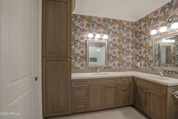 $3,995,000 | 5994 East Orange Blossom Lane, Phoenix, AZ 85018