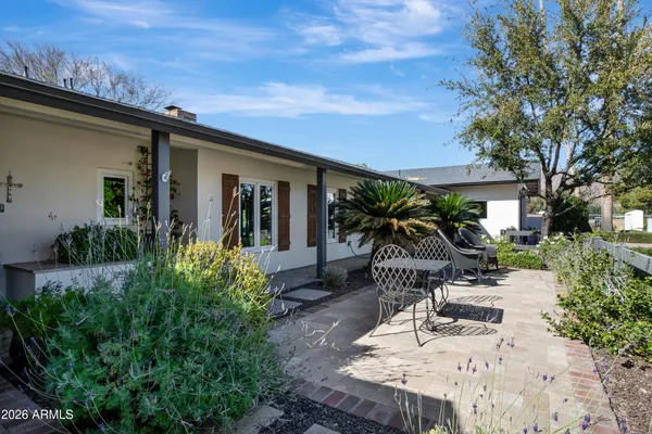 $3,995,000 | 5994 East Orange Blossom Lane, Phoenix, AZ 85018