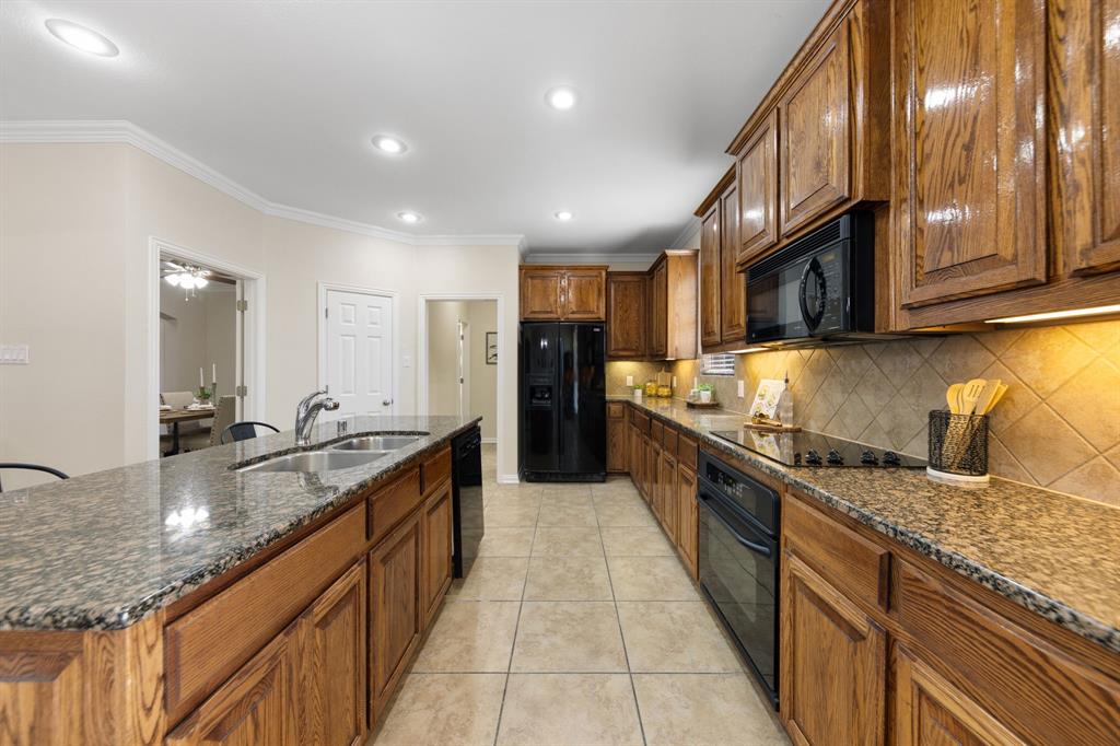 7005 Andover Court Rowlett, TX 75089 - Photo 10 of 39