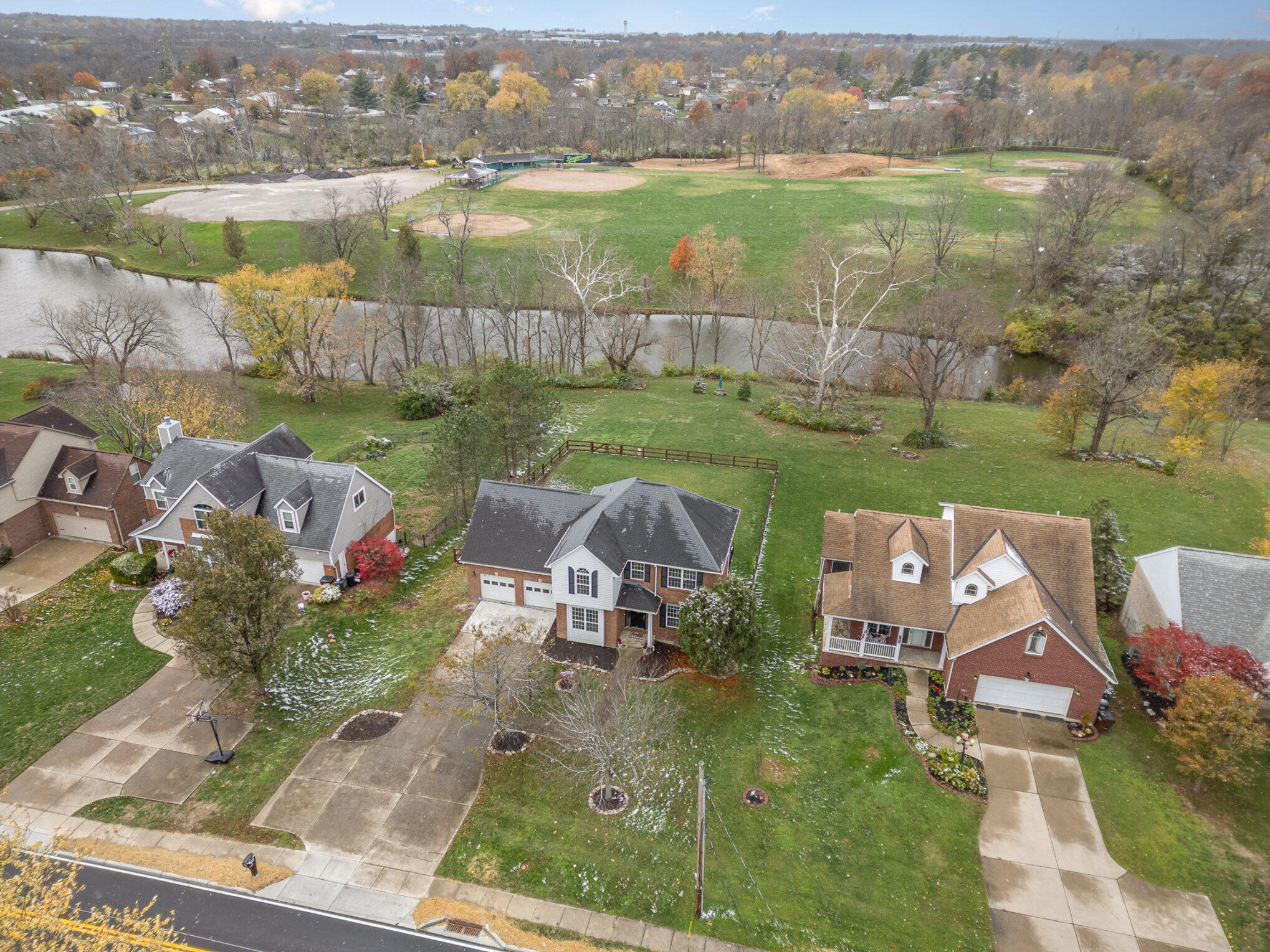 741 Rogers Road Fort Mitchell, KY 41017 - Photo 4 of 43 Gallery Image 4