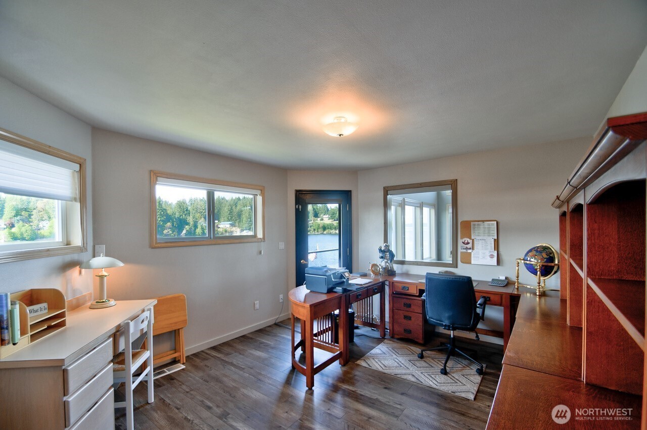 4040 Southeast Kamilche Point Road Shelton, WA 98584 - Photo 26 of 40 Gallery Image 26