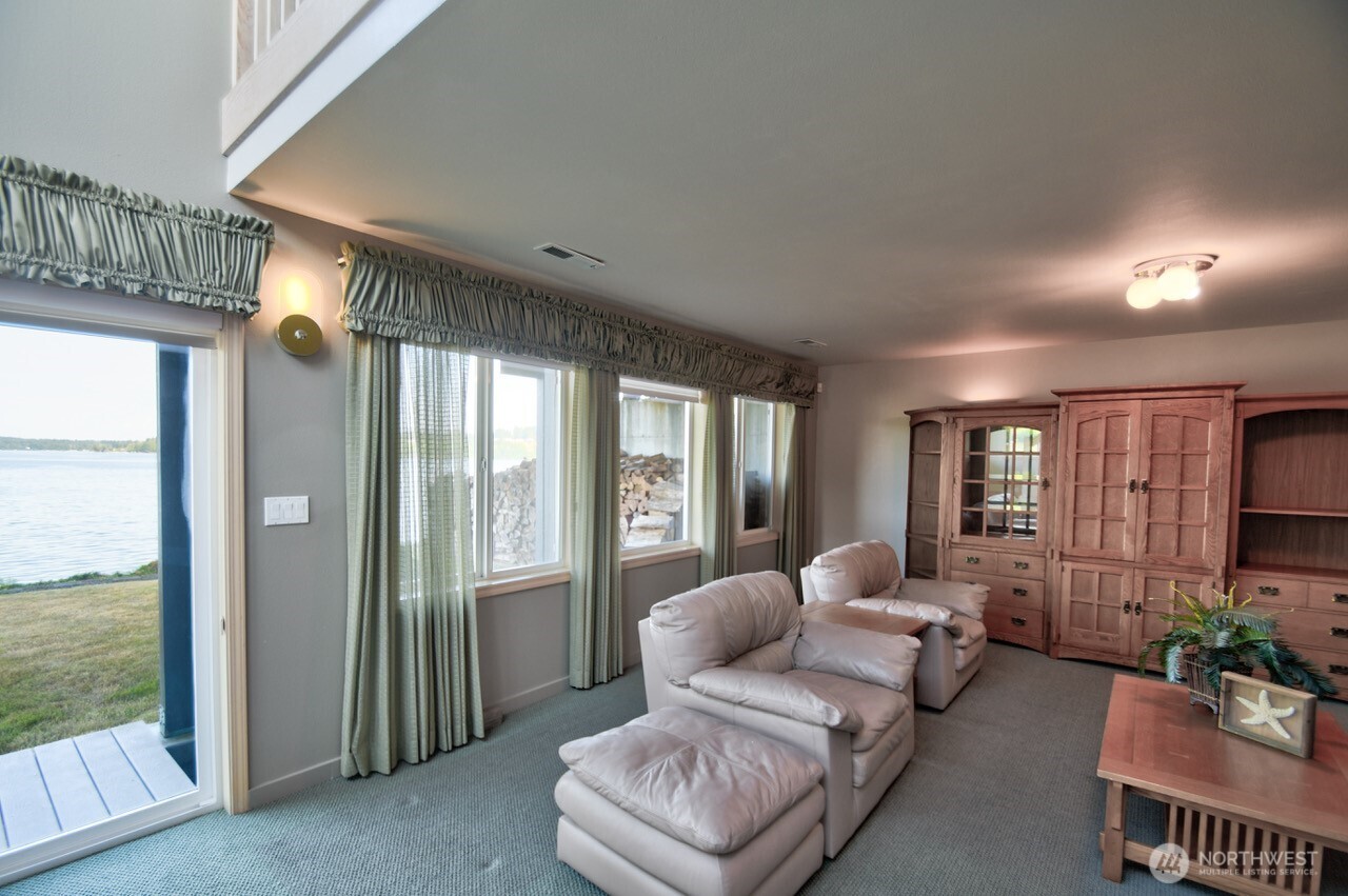 4040 Southeast Kamilche Point Road Shelton, WA 98584 - Photo 31 of 40 Gallery Image 31