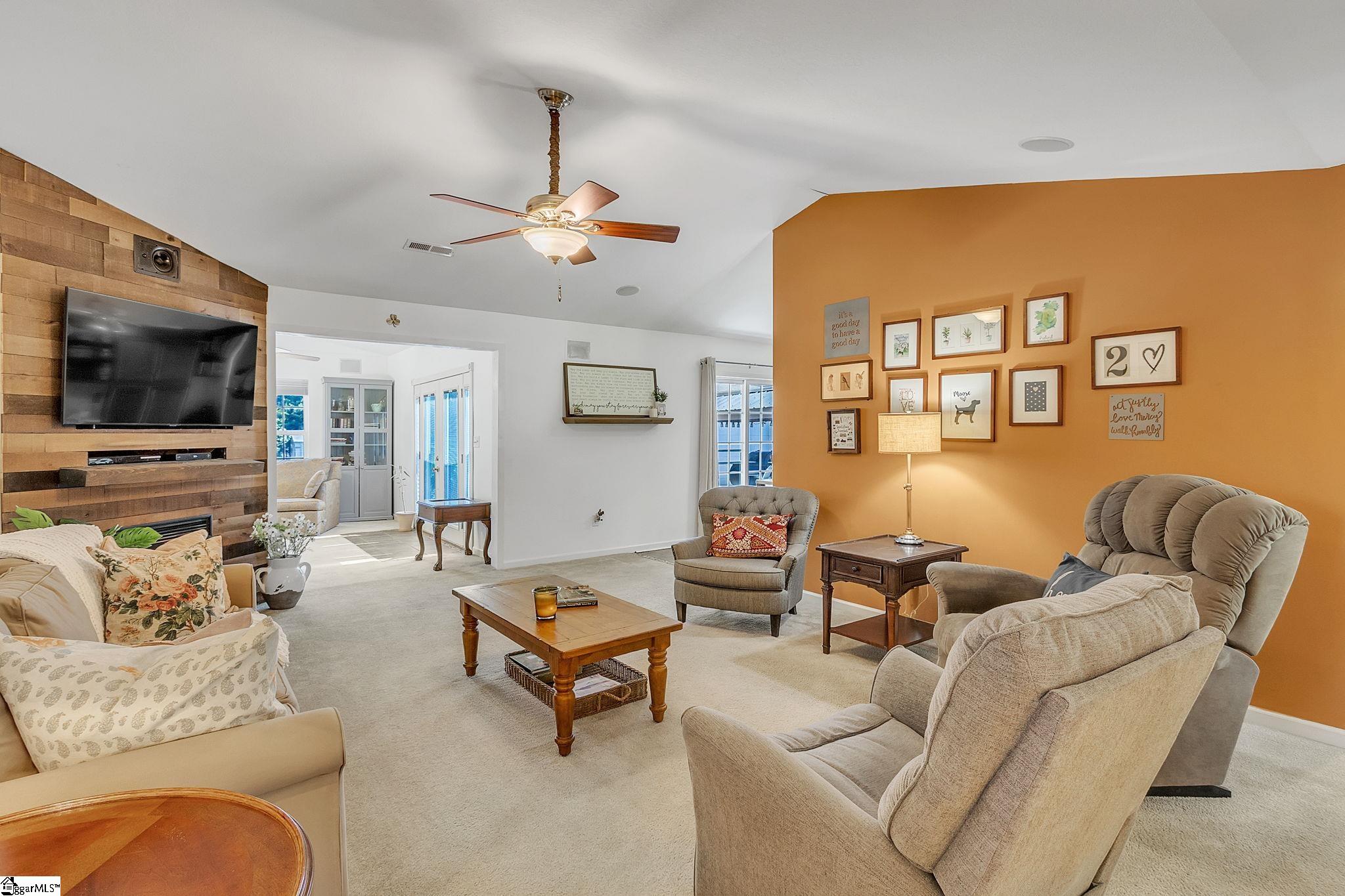 103 James Road Easley, SC 29642 - Photo 4 of 24 Gallery Image 4