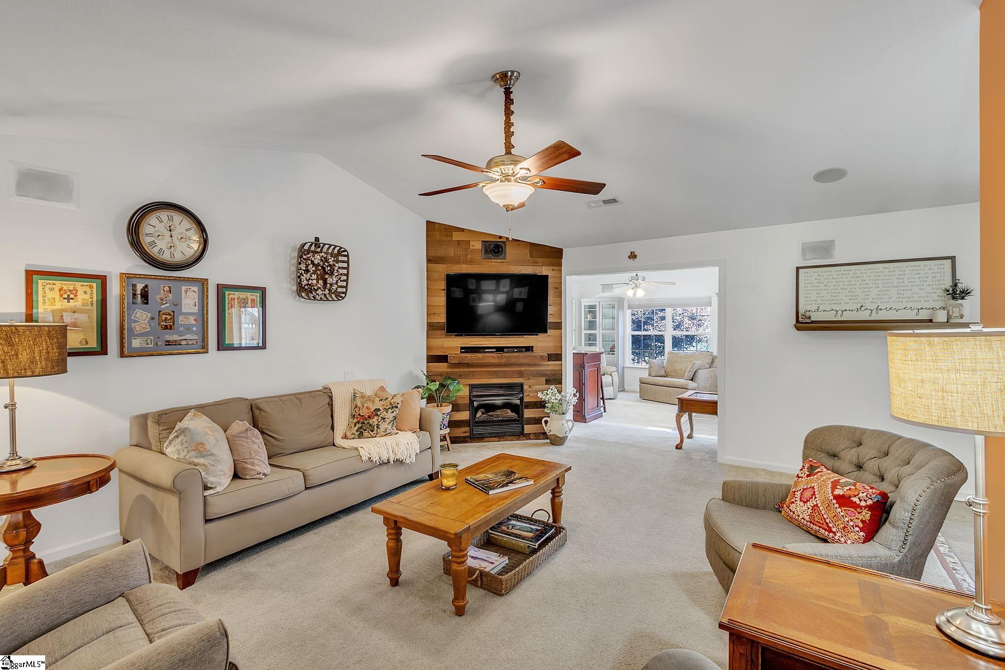 103 James Road Easley, SC 29642 - Photo 5 of 24 Gallery Image 5