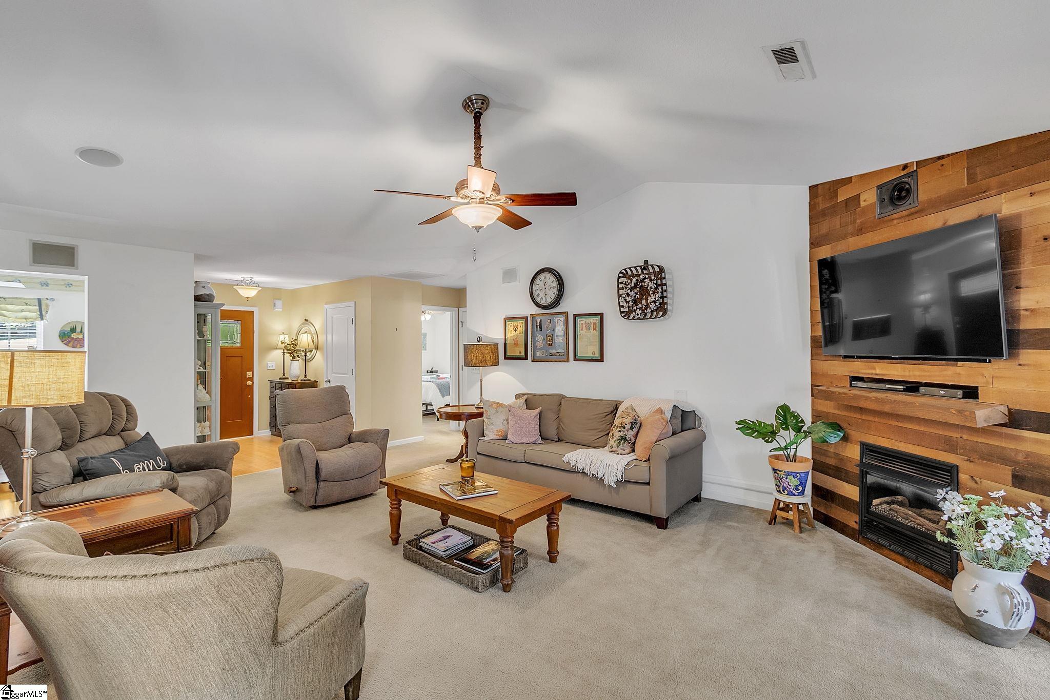 103 James Road Easley, SC 29642 - Photo 6 of 24 Gallery Image 6