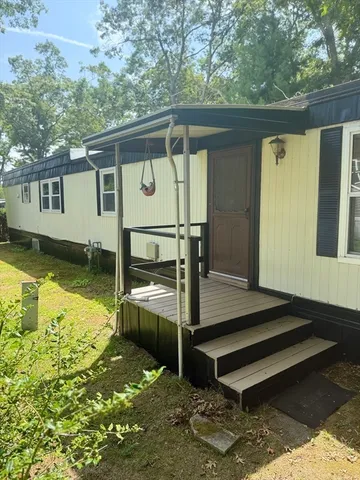 $189,700 | 14 Timber Lane, Wareham, MA 02576