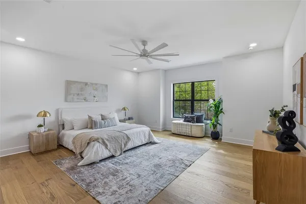 $9,500 | 3010 South Esperanza Avenue, Tampa, FL 33629