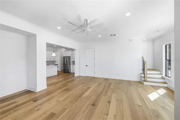 $9,500 | 3010 South Esperanza Avenue, Tampa, FL 33629