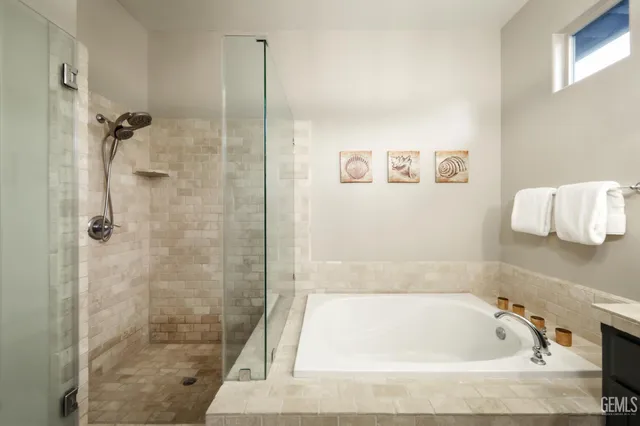 $699,000 | Undisclosed Address, Bakersfield, CA 93314