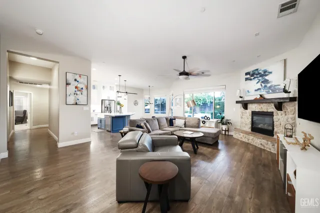 $699,000 | Undisclosed Address, Bakersfield, CA 93314