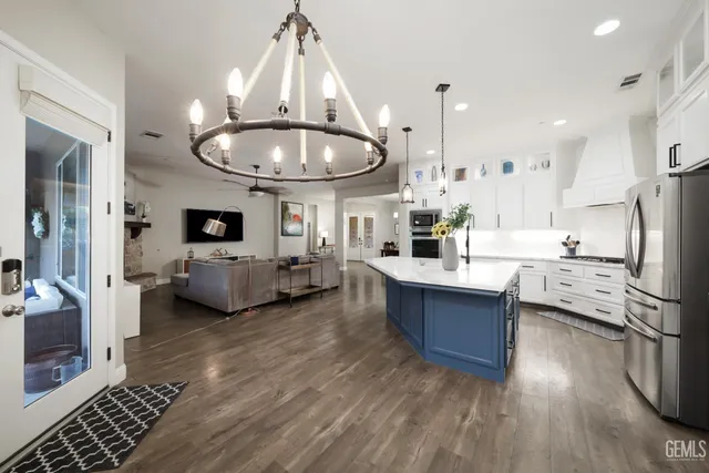 $699,000 | Undisclosed Address, Bakersfield, CA 93314