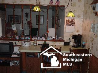 960 South Raisinville Road Monroe, MI 48161 - Photo 9 of 15 462325-8.JPG