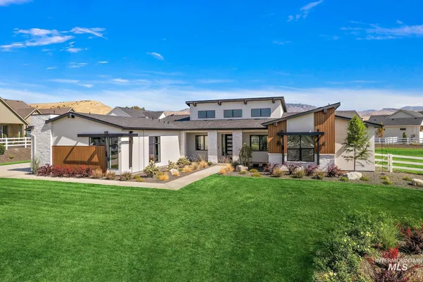 $1,799,000 | 7786 West Diamond Lake Drive, Boise, ID 83714