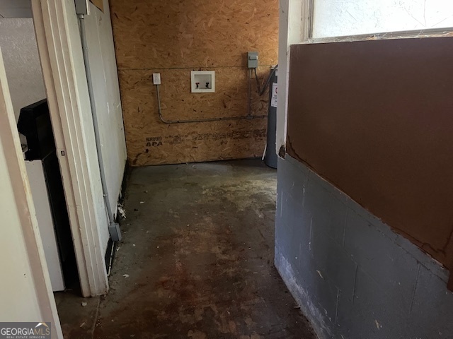 1427 Woodland Road Thomaston, GA 30286 - Photo 13 of 16 a view of a bathroom