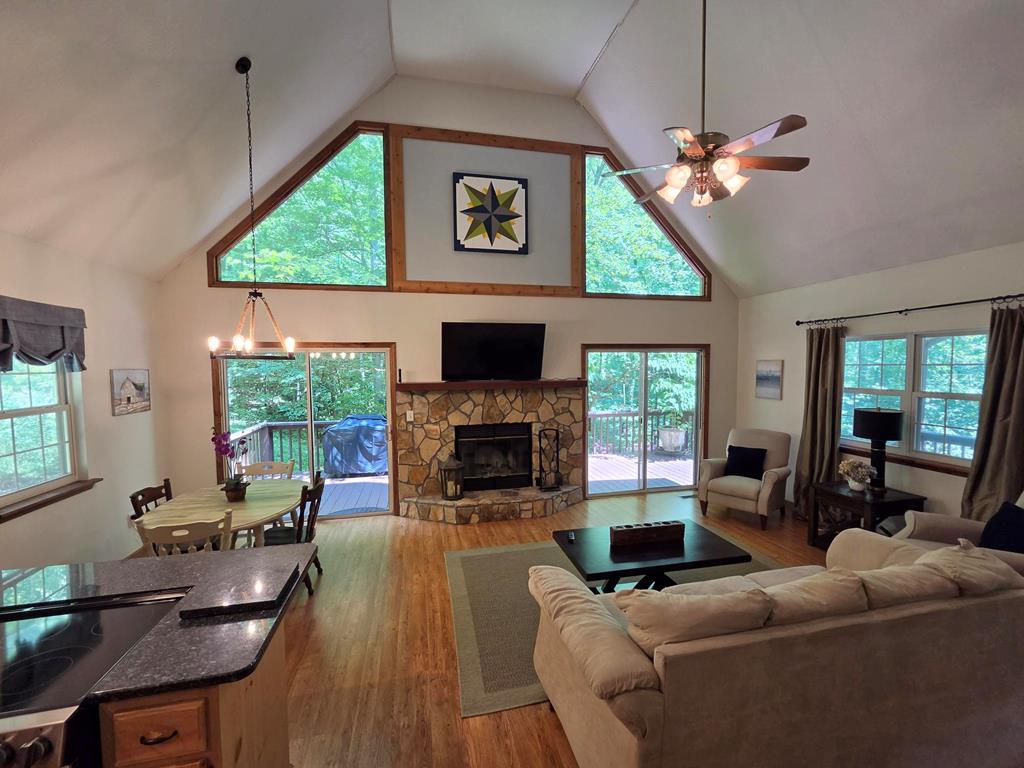 3333 Ellington Road Hayesville, NC 28904 - Photo 5 of 28