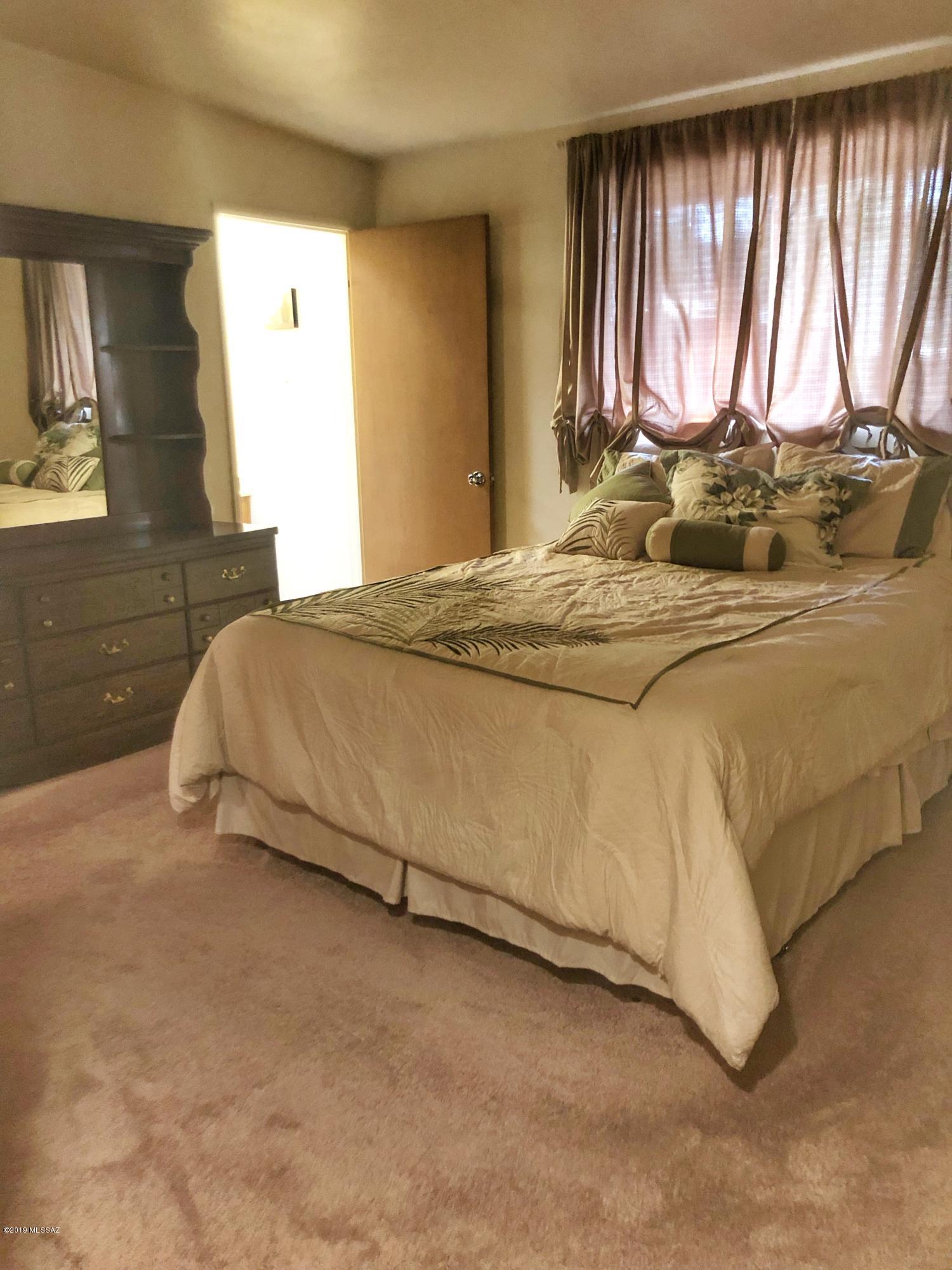 1910 West Anklam Road Tucson, AZ 85745 - Photo 11 of 20 Gallery Image 11
