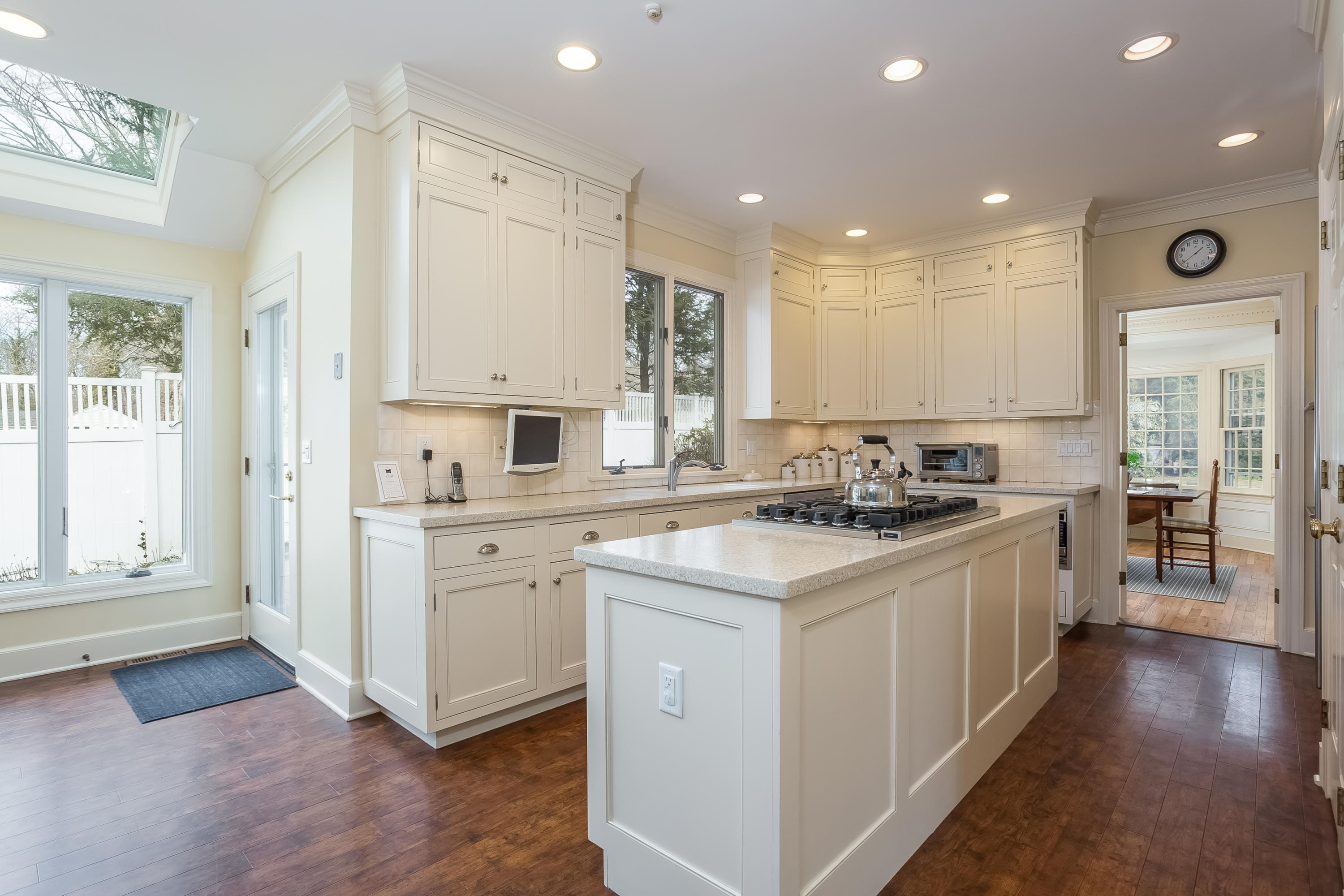 9 Colony Road Darien, CT 06820 - Photo 14 of 31 014-Kitchen-5310187-large