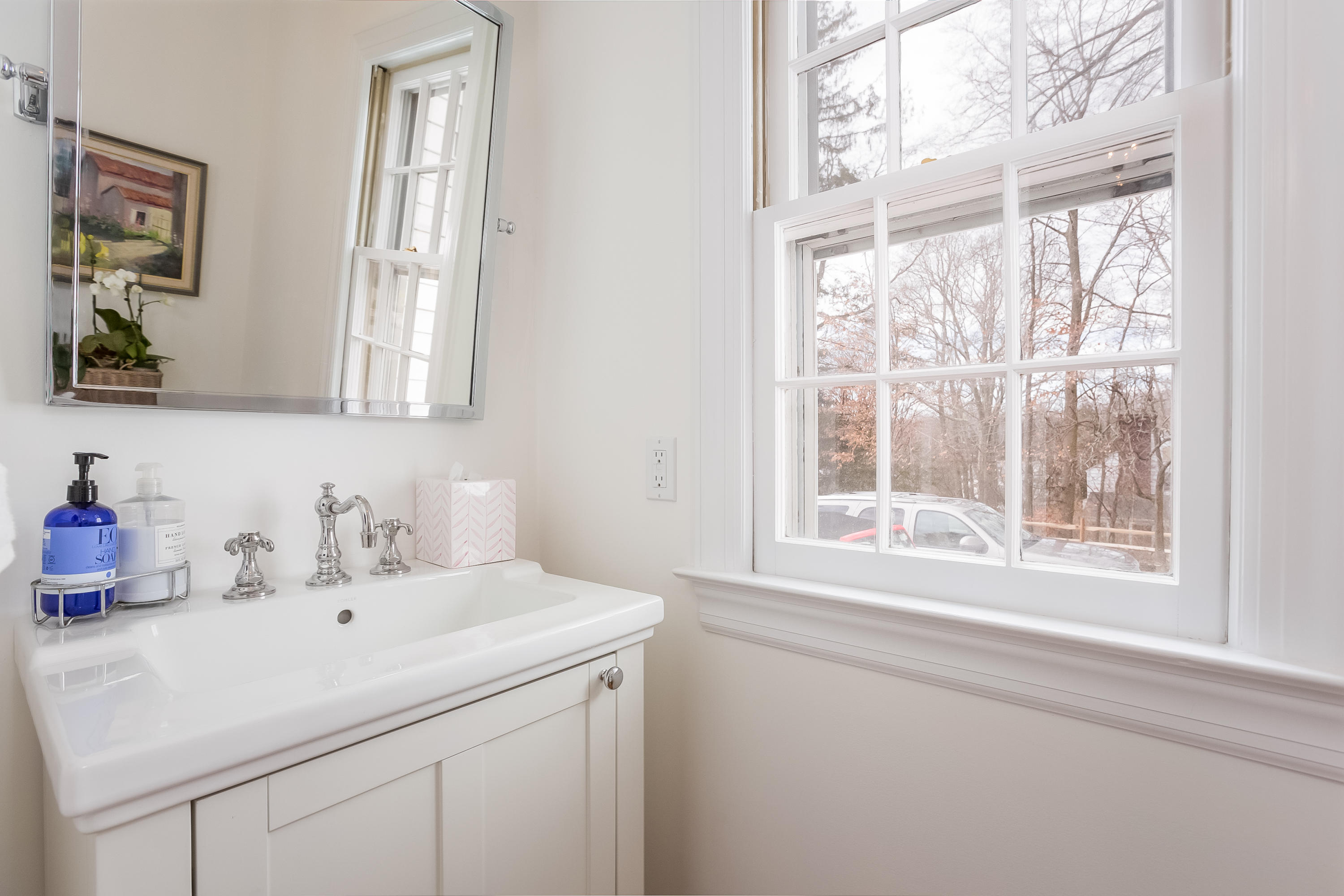 9 Colony Road Darien, CT 06820 - Photo 18 of 31 018-Powder_Room-5277475-large