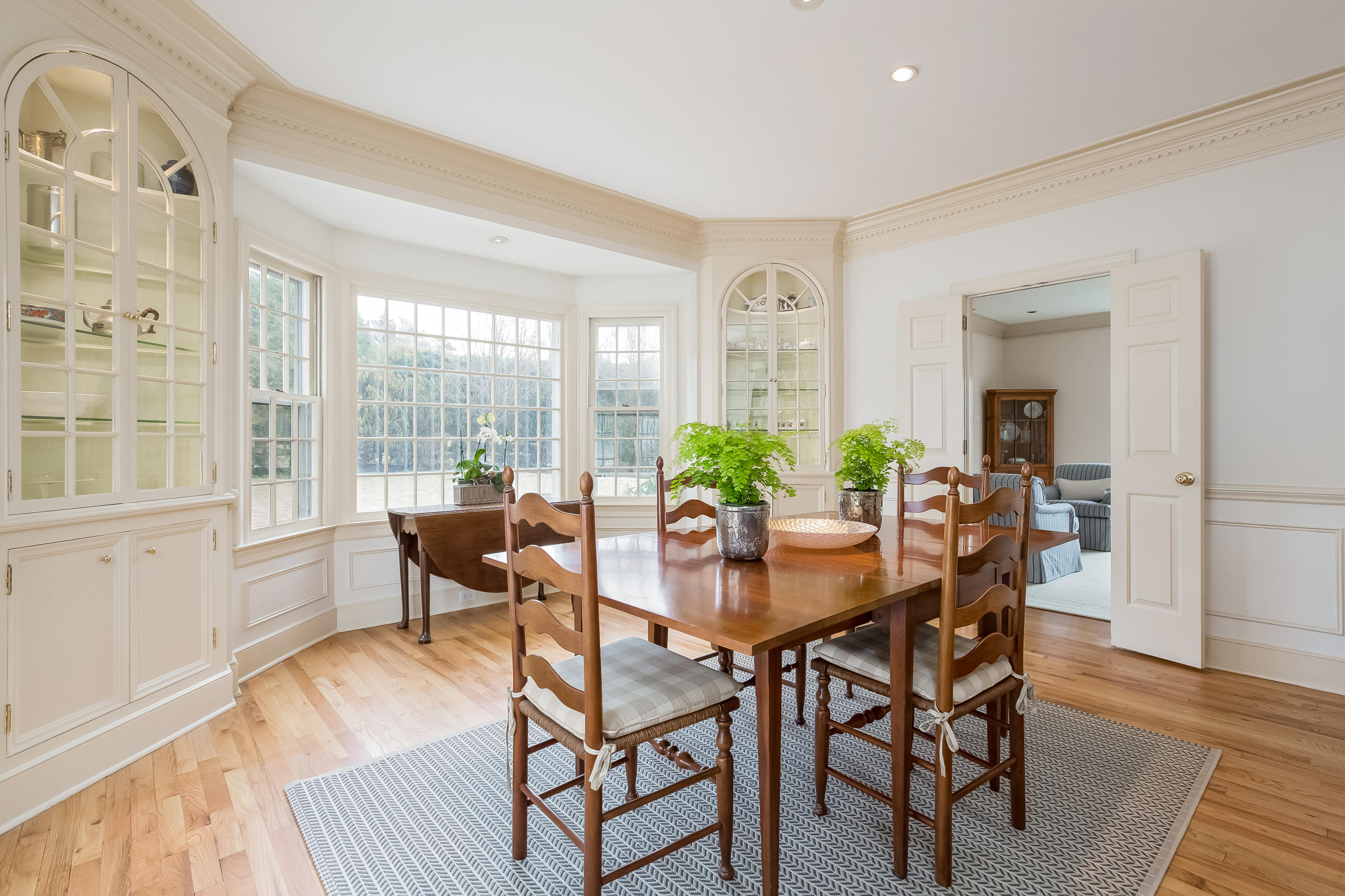 9 Colony Road Darien, CT 06820 - Photo 10 of 31 010-Dining_Room-5277480-large