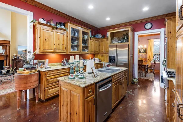 $450,000 | 1056 Turkey Ridge Road, Summit, MS 39666