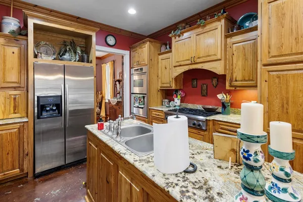 $450,000 | 1056 Turkey Ridge Road, Summit, MS 39666