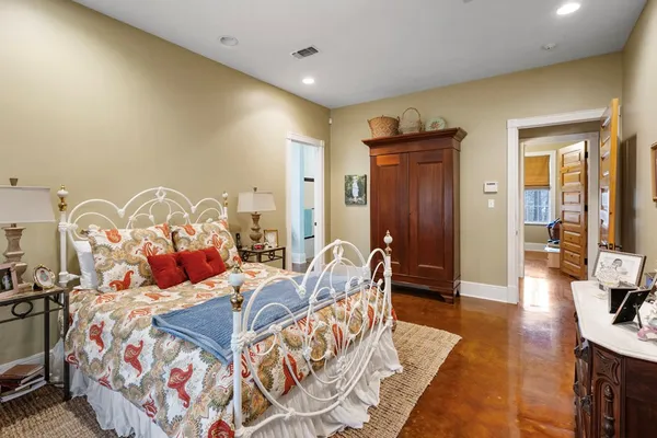 $450,000 | 1056 Turkey Ridge Road, Summit, MS 39666