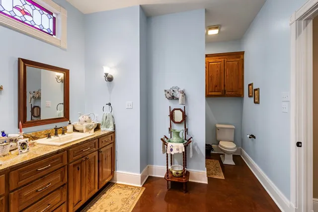 $455,000 | 1056 Turkey Ridge Road, Summit, MS 39666