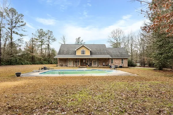 $450,000 | 1056 Turkey Ridge Road, Summit, MS 39666