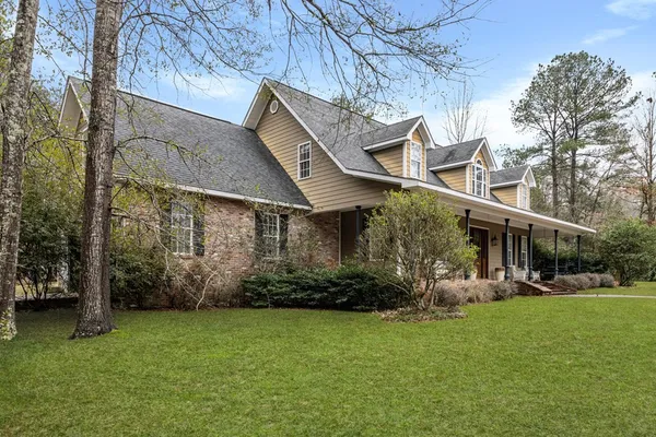 $450,000 | 1056 Turkey Ridge Road, Summit, MS 39666