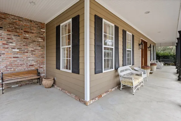 $450,000 | 1056 Turkey Ridge Road, Summit, MS 39666