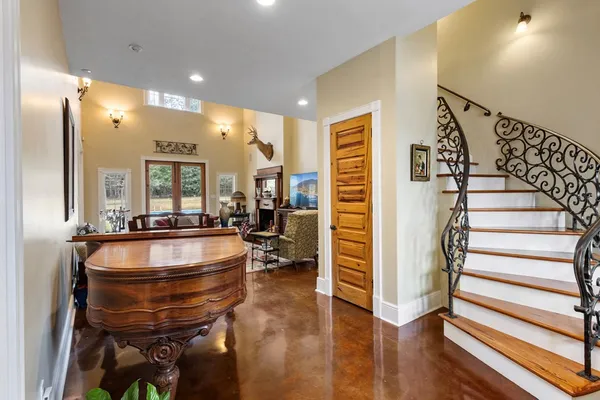 $450,000 | 1056 Turkey Ridge Road, Summit, MS 39666